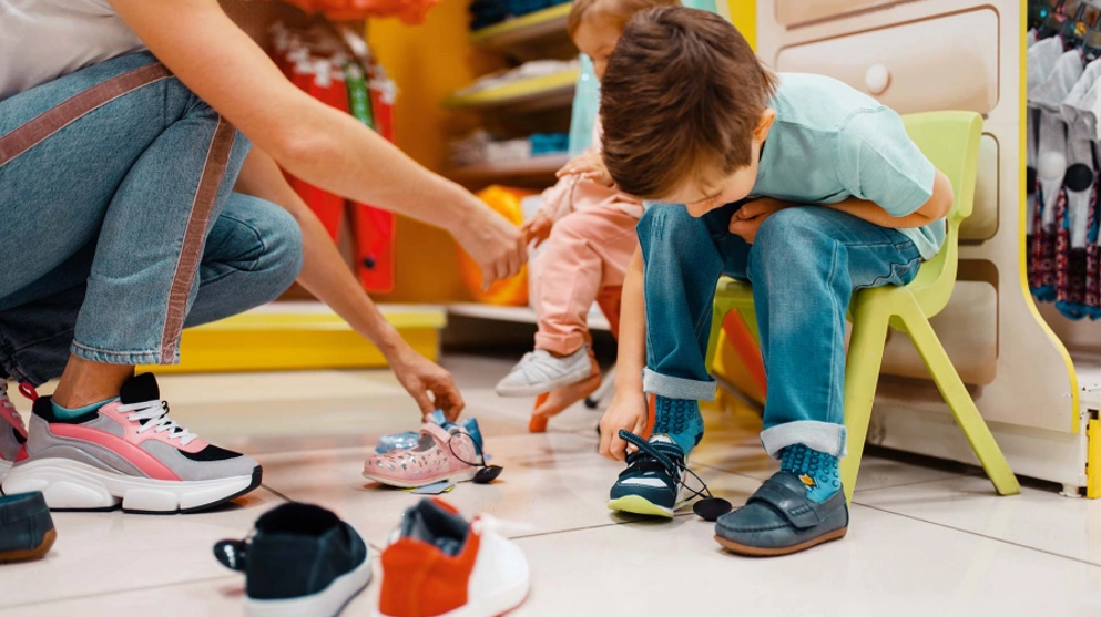 Как выбрать идеальную детскую обувь: Полное руководство для родителей